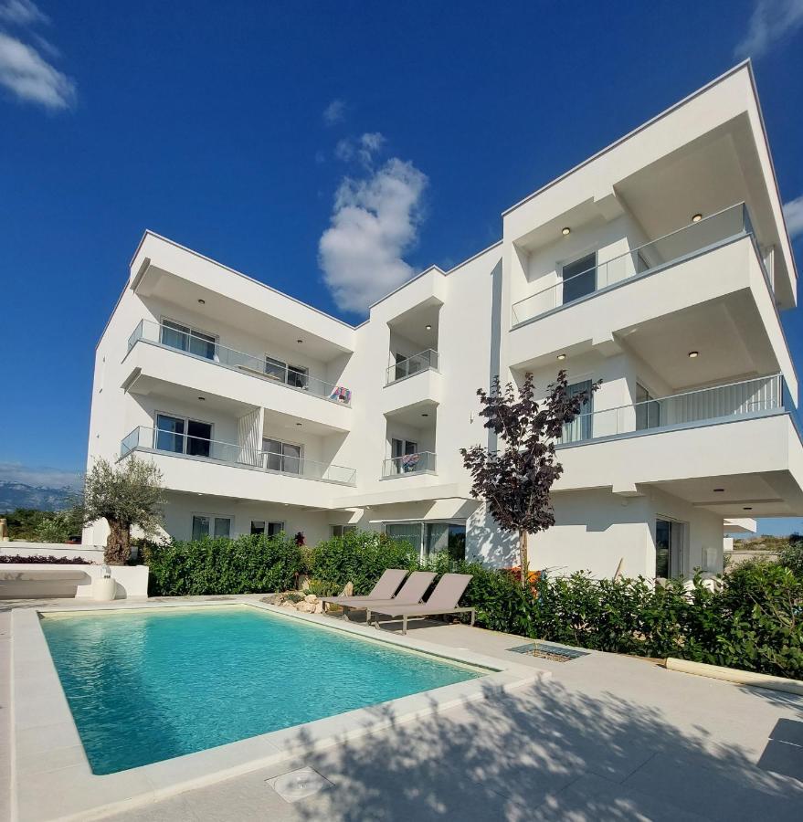 Villa Cala, Hotel Rooms&Apartments Novalja Exterior photo