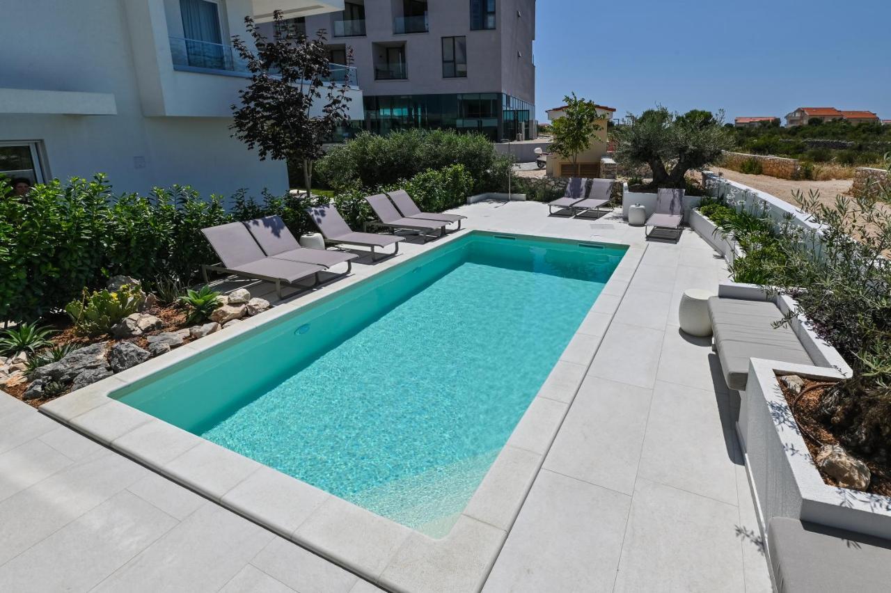 Villa Cala, Hotel Rooms&Apartments Novalja Exterior photo
