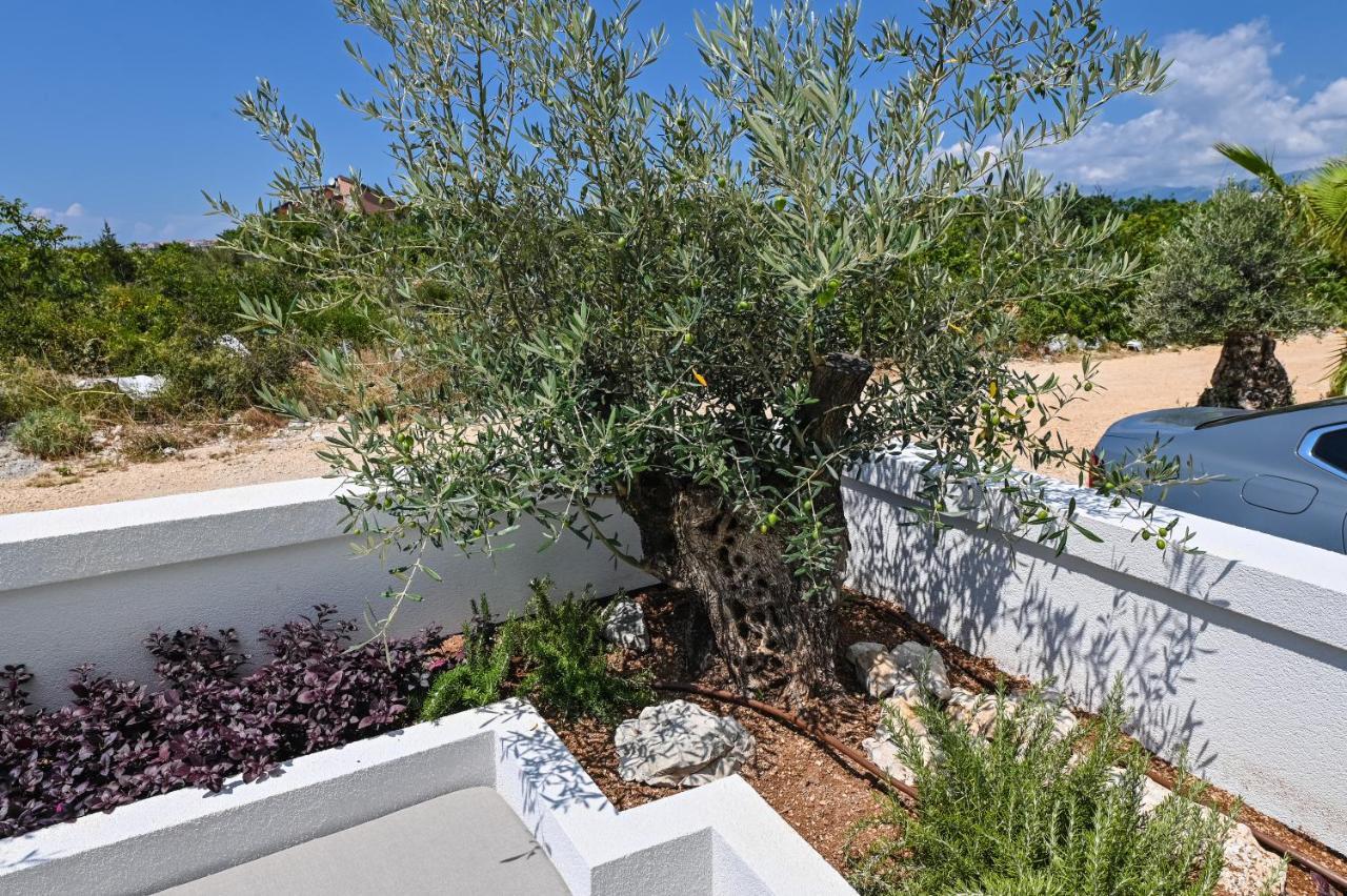 Villa Cala, Hotel Rooms&Apartments Novalja Exterior photo